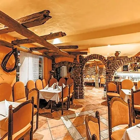 מלון Restaurant Adria Stuben *