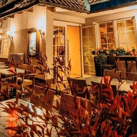 Restaurant Adria Stuben 호텔 *