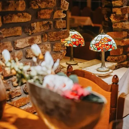 Restaurant Adria Stuben מלון Brühl